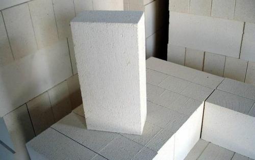 加气混凝土设备生产出的砖和耐火轻质砖是同类型产品
